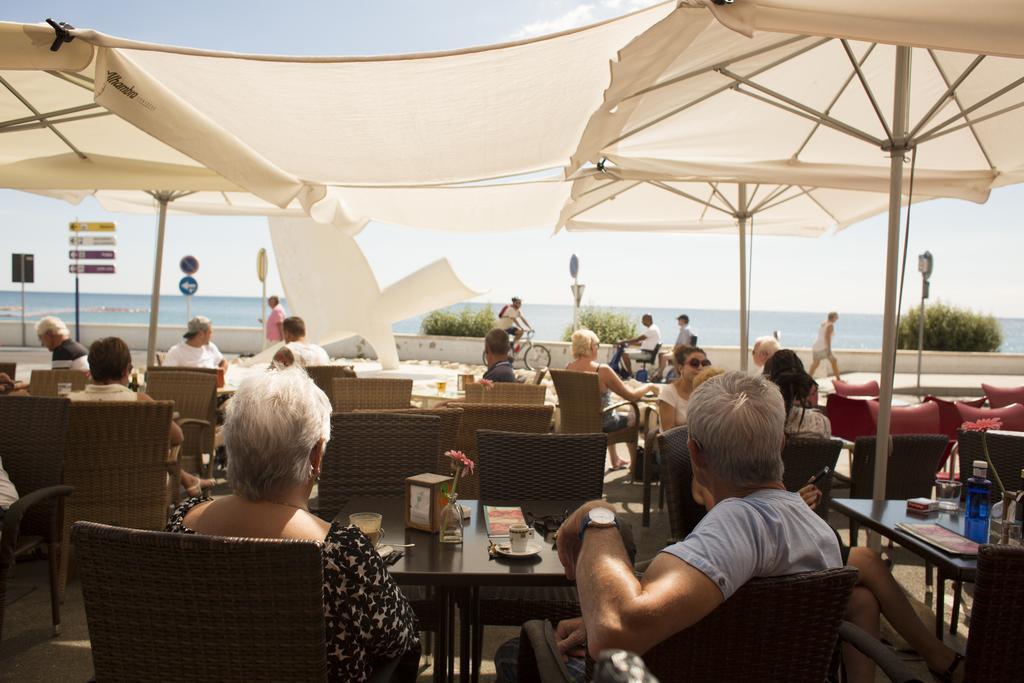 Hostal Boutique Casa Del Mar Алтеа Екстериор снимка
